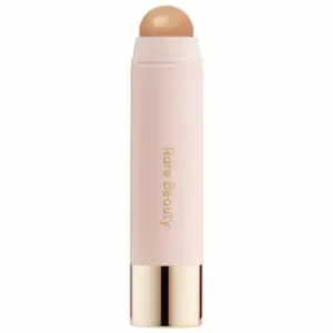 Maquillaje Efecto Bronceado Para Cuando Desaparece el Tono 1 Rare Beauty by Selena Gomez
Warm Wishes Effortless Cream Bronzer Stick