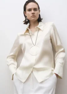 Camisa de Seda Satinada para un Look Elegante
