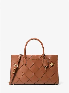 Las Mejores Carteras de Mujer para Cada Estilo y Presupuesto 1 Scarlett Medium Woven Leather Satchel