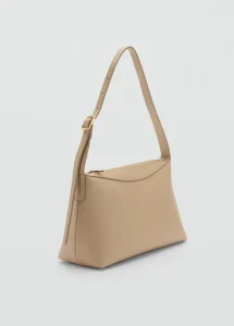Mocasines de mujer con estilo: guía para combinarlos 3 Bolso de hombro pequeno de efecto piel. Correa ajustable con hebilla y cierre de cremallera superior