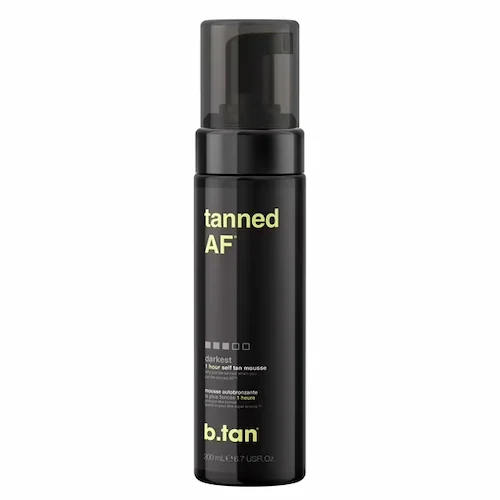Mousse autobronceador b tan tanned AF. Formula vegana