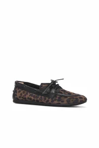 Mocasines de mujer con estilo: guía para combinarlos 12 Zapatos nauticos SAG de meter con empeine de malla y cuero. Detalle de lazo de cuero en la parte delantera y punta de alme