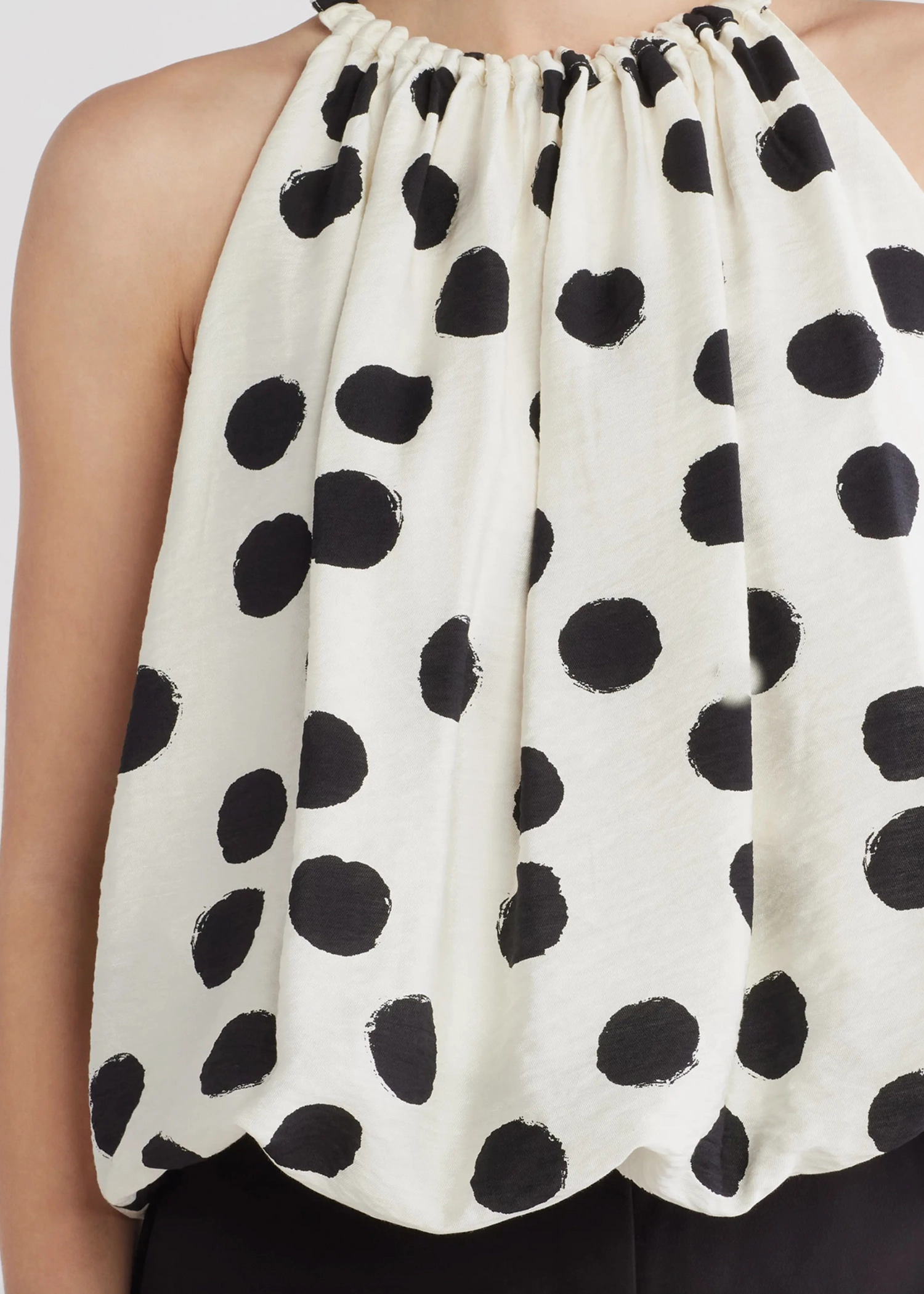 Cómo usar polka dots - lunares según tu estilo y edad 11 87053271 05 D1.jpg copy 2