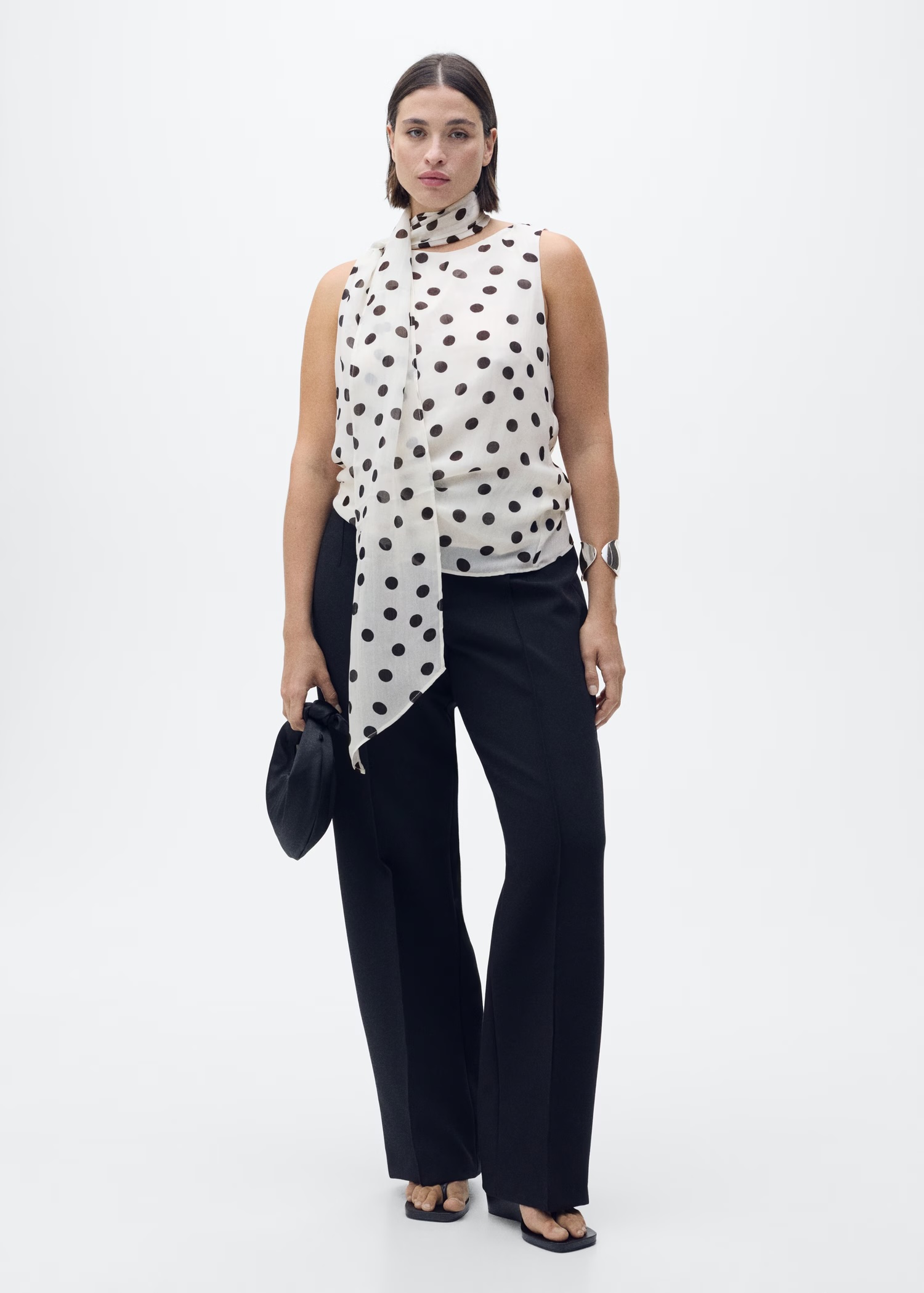 Cómo usar polka dots - lunares según tu estilo y edad 6 87096354 02 D3.jpg copy